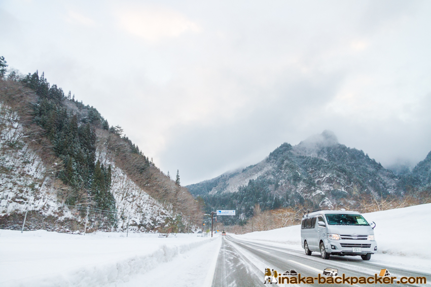 winter snow tire in Hokuriku Ishikawa Noto Japan 北陸 石川県 能登半島 スタッドレス タイヤ